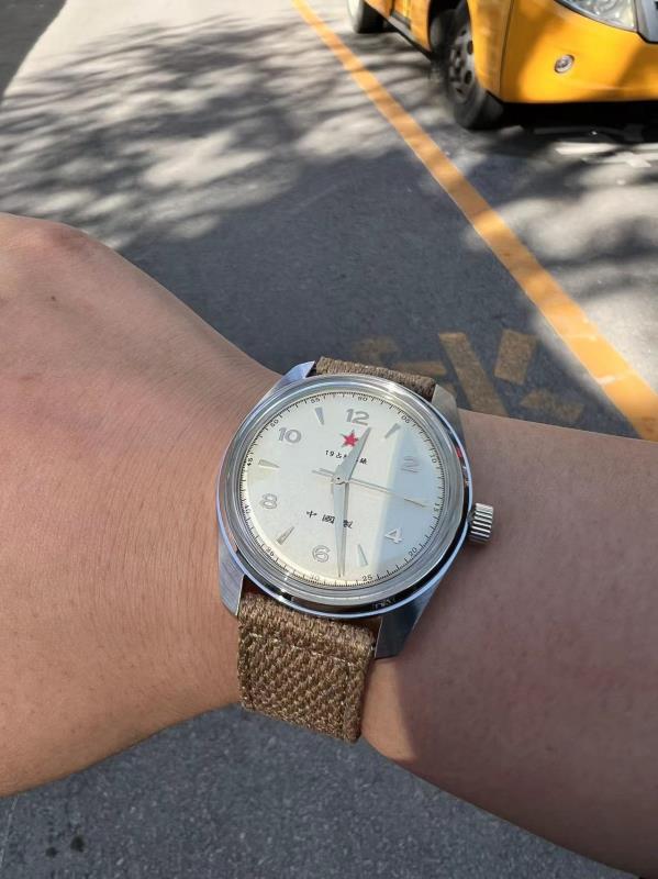 Merkur Army Wrist Shot