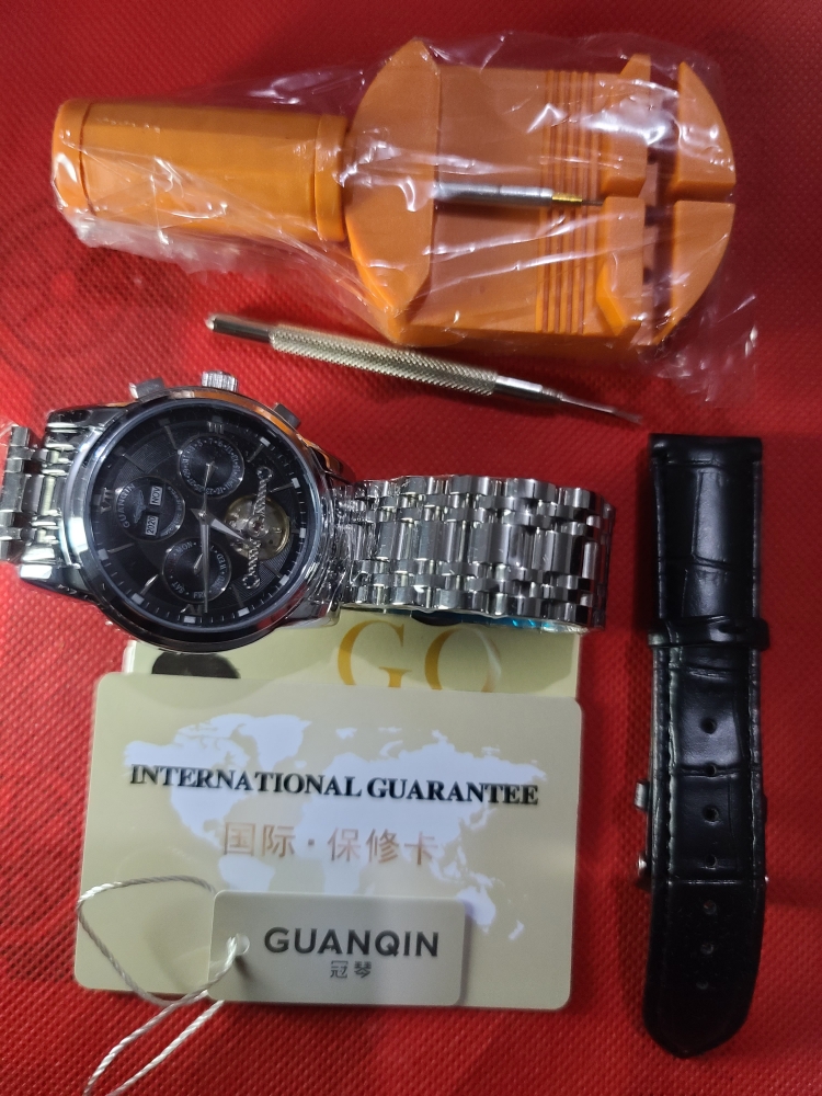 Guanqin Watch with Accessories