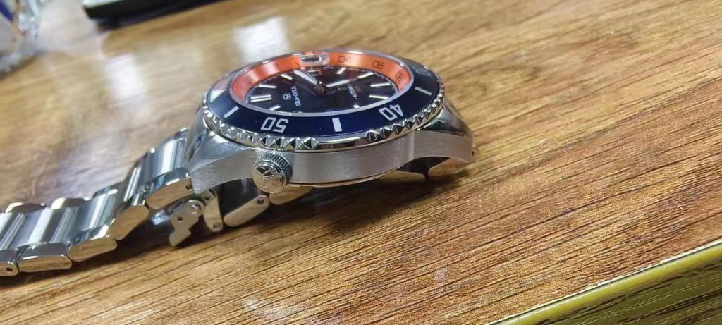 Sea-gull Ocean Star 200m Blue Orange Case